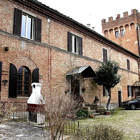 Paola 3* Siena